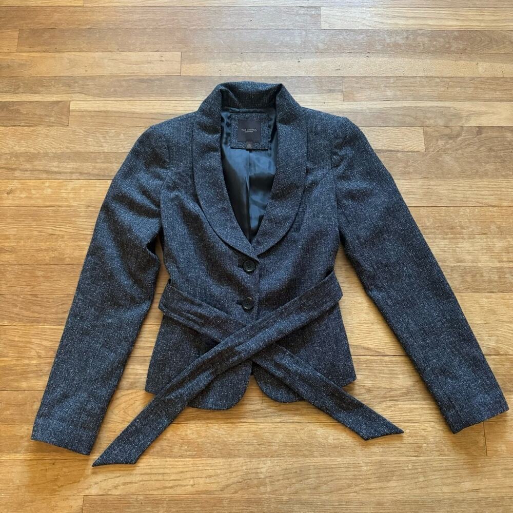 The Limited Gray two button lapel jacket blazer size extra small XS
 b32